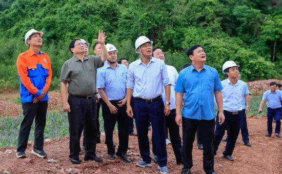 Thủ tướng Phạm Minh Chính: Mở đợt thi đua nước rút hoàn thành xây dựng đường dây 500kV mạch 3