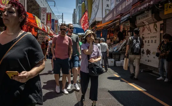 Nhật Bản đẩy mạnh triển khai áp dụng thuế lưu trú đối với khách du lịch