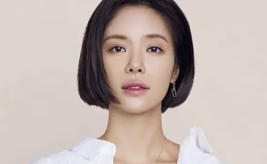 Hwang Jung Eum bị kiện vì tố cáo nhầm tình nhân của chồng