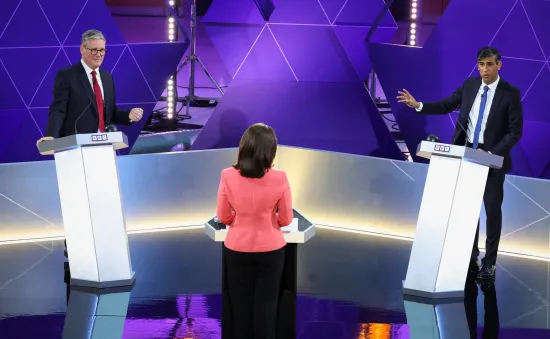 Bầu cử Anh 2024: Ông Sunak và ông Starmer đối đầu trong cuộc tranh luận cuối cùng trên truyền hình