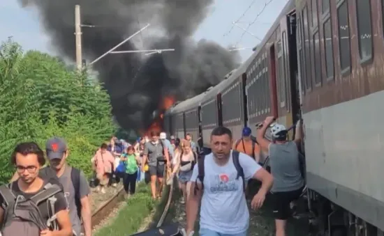 Tàu hỏa va chạm xe bus ở Slovakia, ít nhất 6 người thiệt mạng