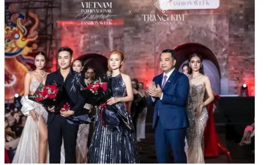 Xu hướng trang sức kim cương mới nhất được giới thiệu tại Vietnam International Junior Fashion Week 2024