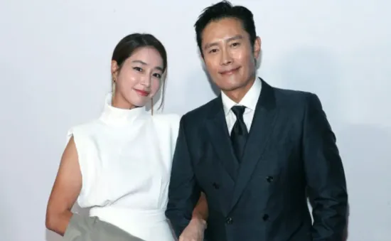 Mẹ Lee Byung Hun hết lời khen ngợi con dâu