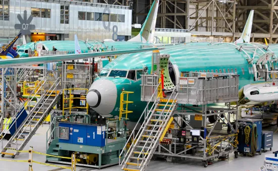 FAA yêu cầu kiểm tra 2.600 máy bay Boeing 737 nghi lỗi mặt nạ dưỡng khí