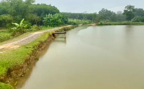 Hàng trăm hồ đập xuống cấp, mất an toàn mùa mưa bão