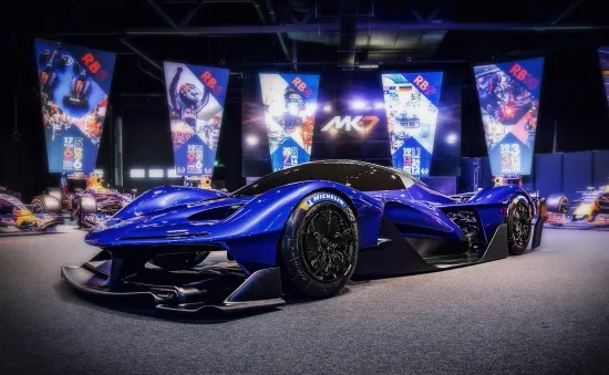 Đội đua Red Bull ra mắt mẫu siêu xe Hyper Car RB17