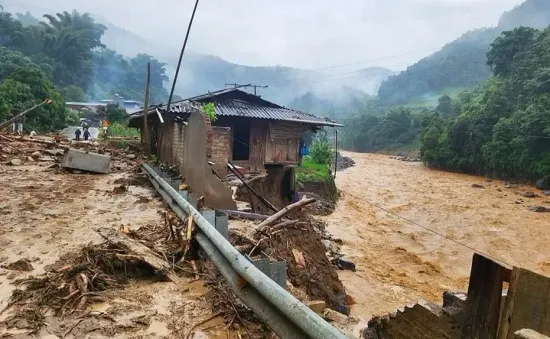 Nguy cơ rất cao lũ quét, sạt lở đất tại Hòa Bình, Thanh Hóa, Nghệ An