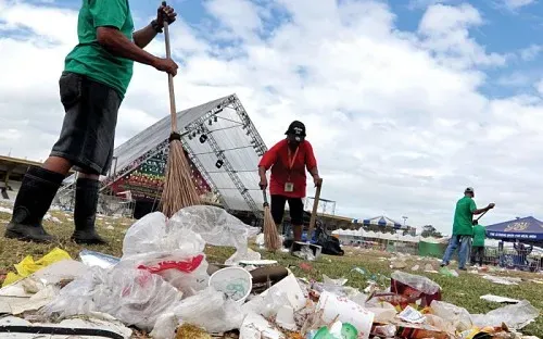 Indonesia: Đổi rác thải lấy thuốc