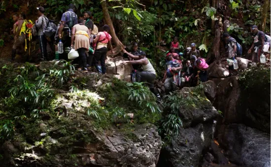 Panama bắt đầu trục xuất người di cư băng qua rừng rậm "tử thần" Darien Gap