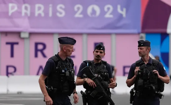 An ninh tại Olympic tiếp tục được thắt chặt, cảnh sát Brazil và Ba Lan được tăng cường