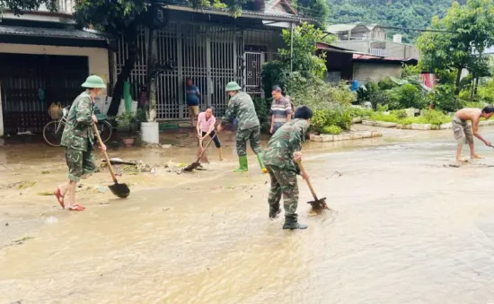 Vượt hơn 80 km đến hỗ trợ người dân Sơn La khắc phục hậu quả mưa lũ