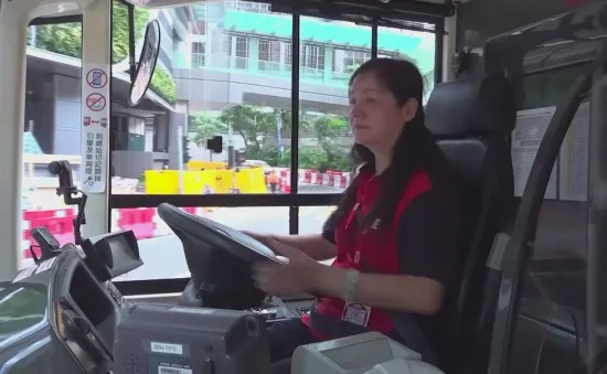 Hong Kong (Trung Quốc) có tuyến xe bus do phụ nữ cầm lái