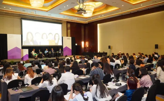 Nền tảng đào tạo và học tập trực tuyến hàng đầu thế giới bổ sung khóa học tiếng Việt
