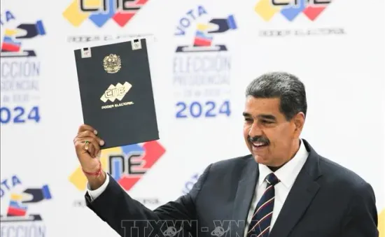 Tổng thống Venezuela Nicolas Maduro chính thức tái đắc cử