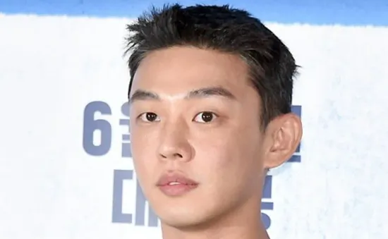 Cha của Yoo Ah In qua đời giữa bê bối chất cấm của con trai