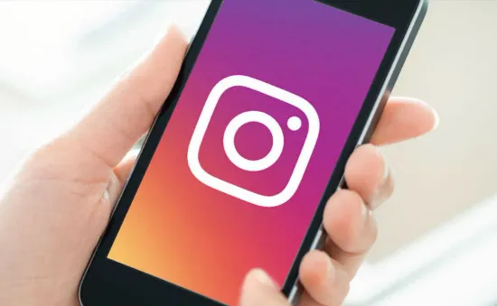 Instagram nâng cấp tính năng chia sẻ khoảnh khắc