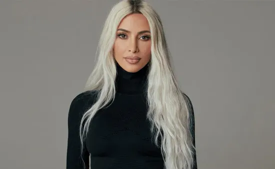 Kim Kardashian quyết xóa mác ngôi sao bất tài