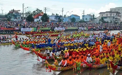 Sóc Trăng tổ chức Lễ hội Oóc om bóc - Đua ghe ngo và Tuần Văn hóa, Thể thao và Du lịch