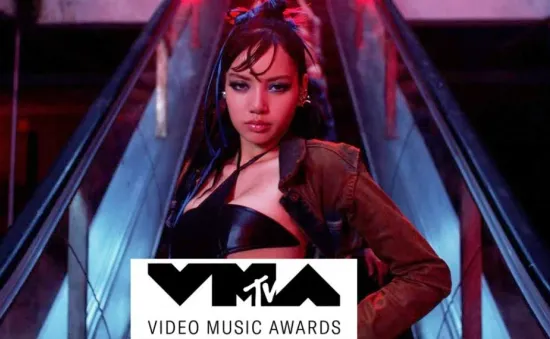 Lisa trở thành nghệ sĩ solo đầu tiên của Kpop biểu diễn tại Lễ trao giải  MTV VMAs 2024