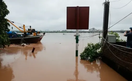 Lũ trên sông Lô, sông Cầu, sông Thương, sông Hồng tiếp tục lên