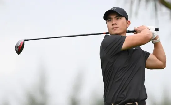 Indonesia Open: Trần Lê Duy Nhất qua cắt, Aaron Wilkin dẫn đầu