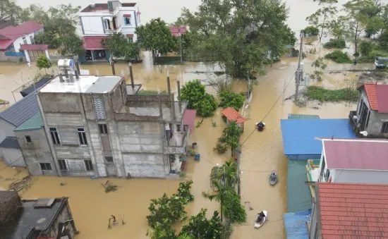 Lũ trên sông Bùi, sông Tích vẫn vượt báo động 3