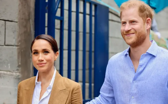 Meghan Markle bị gọi là "kẻ độc tài khiến nhân viên khiếp sợ"