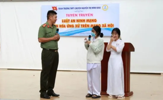 Hướng dẫn học sinh nhận diện các hành vi lừa đảo trên không gian mạng