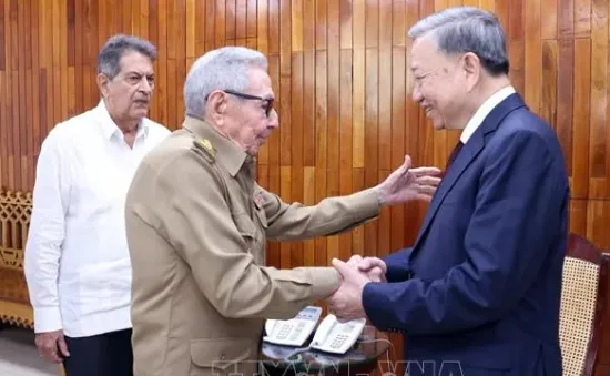 Tổng Bí thư, Chủ tịch nước Tô Lâm gặp Lãnh tụ Cách mạng Cuba, Đại tướng Raúl Castro Ruz