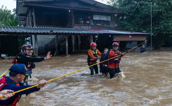 Lũ lụt nghiêm trọng ở Chiang Mai (Thái Lan), ít nhất 3 người thiệt mạng