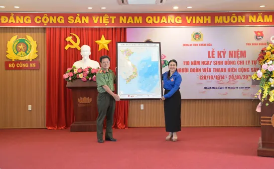 Thế hệ trẻ Công an Khánh Hòa noi gương anh hùng Lý Tự Trọng