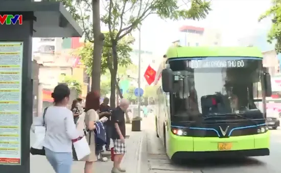 Hà Nội tăng giá vé xe bus: Người dân mong muốn chất lượng tốt hơn