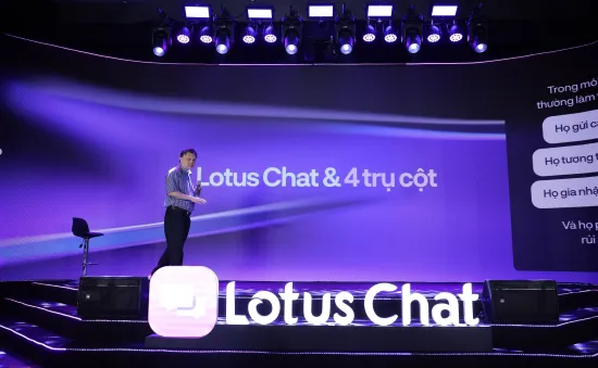 Lotus Chat chính thức ra mắt