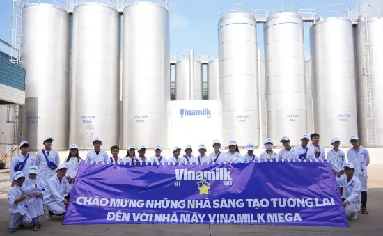 Vinamilk lan tỏa ý thức bảo vệ môi trường đến học sinh qua siêu nhà máy sữa và trang trại Green Farm