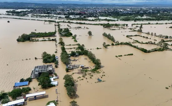 Lũ lụt ở Philippines: Số người chết hoặc mất tích tăng lên gần 130