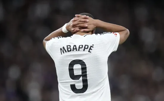 Ancelotti phê bình Mbappe sau thảm họa trước Barcelona: Real Madrid có thất bại đắng ngắt?