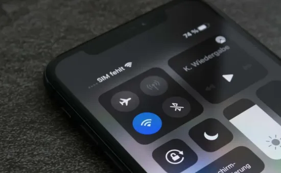 Tắt Wi-Fi và Bluetooth có thực sự giúp tiết kiệm pin cho iPhone?