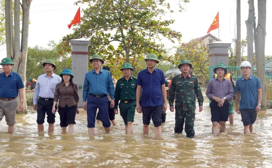 Bí thư Tỉnh ủy Quảng Bình kiểm tra công tác khắc phục thiệt hại sau lũ