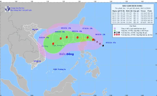 Bão Yinxing giật cấp 17 đang di chuyển hướng Tây gần Biển Đông