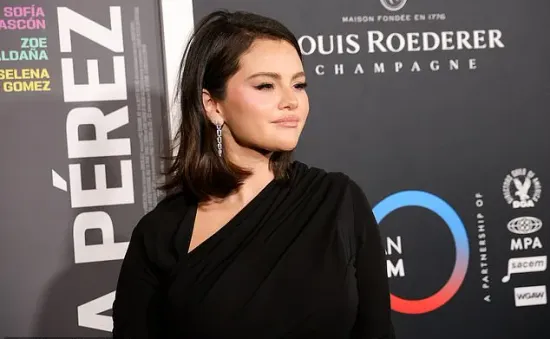 Phim mới của Selena Gomez gây tranh cãi