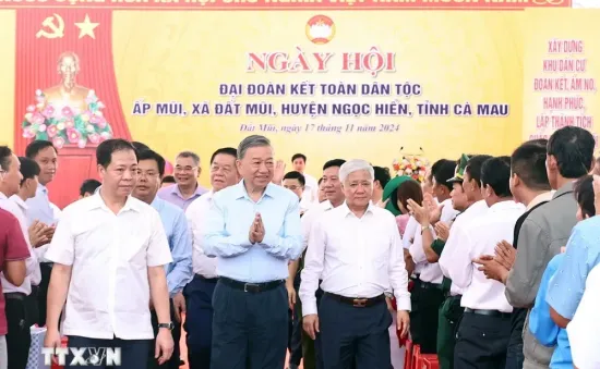 Tổng Bí thư Tô Lâm dự Ngày hội Đại đoàn kết tại ấp Mũi, xã Đất Mũi (Cà Mau)