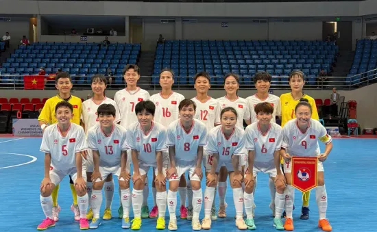 Giải VĐ futsal nữ ĐNA 2024: Tuyển nữ futsal Việt Nam thắng dễ Indonesia