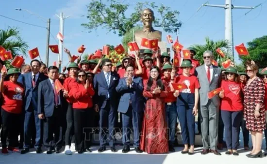 Thủ tướng Phạm Minh Chính dự Lễ khánh thành tôn tạo Tượng đài Chủ tịch Hồ Chí Minh ở CH Dominica