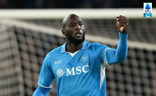 Lukaku tỏa sáng, Napoli thắng tối thiểu AS Roma