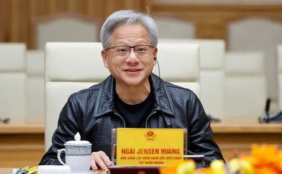 Chủ tịch Nvidia Jensen Huang: "Trí tuệ nhân tạo là cơ hội phi thường cho Việt Nam"