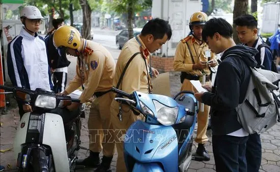 Từ 2025, học sinh học kỹ năng lái xe gắn máy an toàn tại trường