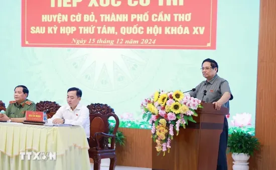 Thủ tướng Phạm Minh Chính tiếp xúc cử tri thành phố Cần Thơ