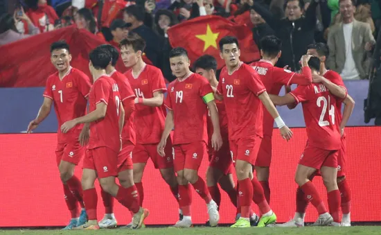 ĐT Việt Nam 1-0 ĐT Indonesia: Quang Hải tạo nên khác biệt, tuyển Việt Nam rộng cửa vào bán kết