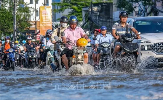 Thời tiết đêm 18/12: Triều cường gây nguy cơ ngập úng tại Đông Nam Bộ