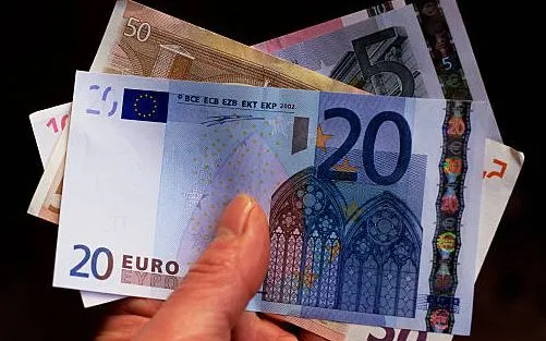 Đồng Euro thấp nhất hai năm